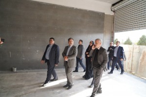 بازدید مدیرکل بازرسی استانداری تهران و فرماندار بهارستان از روند اجرای پروژه سالن اجلاس