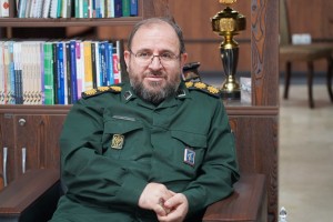 تجلیل فرمانده سپاه بهارستان از شهردار صالحیه 