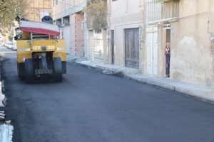 کوچه &laquo;مرداد یکم&raquo; زیر تیغ آسفالت مکانیزه رفت