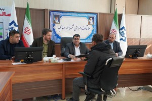 سی&zwnj; و دومین میز خدمت شهردار صالحیه برگزار شد