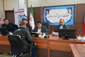 سی&zwnj; و دومین میز خدمت شهردار صالحیه برگزار شد