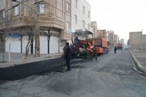 عملیات آسفالت مکانیزه کوچه میلان هجدهم