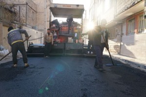 غرش ماشین&zwnj;آلات عمرانی در شریان&zwnj;های شهر؛ میلان 24