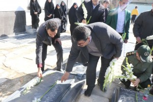 آیین غبارروبی و گل&zwnj;افشانی گلزار شهدای امامزاده باقر(ع) به مناسبت ایام الله دهه فجر