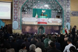 برگزاری میز خدمت مسئولان شهرستان بهارستان در مصلای نماز جمعه شهر گلستان