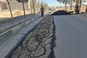 لکه&zwnj;گیری آسفالت خیابان 9 دی