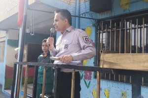  آموزش ایمنی در برابر مخاطرات چهارشنبه&zwnj;سوری در مدرسه پسرانه آزادگان