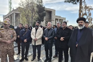 تشییع رسمی نخستین بانوی شهیده شهرستان بهارستان در گلزار شهدای امامزاده باقر(ع)