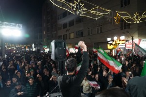  مردم شهیدپرور صالحیه برای سی و ششمین شب متوالی فریاد &laquo;مرگ بر اسرائیل و مرگ بر آمریکا&raquo; سر دادند