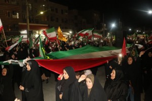 نمایش غیرت در شب چهلم فراق؛ ایران تسلیم&zwnj;ناپذیر، آمریکا و رژیم صهیونیستی را به زانو درآورد