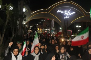 نمایش غیرت در شب چهلم فراق؛ ایران تسلیم&zwnj;ناپذیر، آمریکا و رژیم صهیونیستی را به زانو درآورد