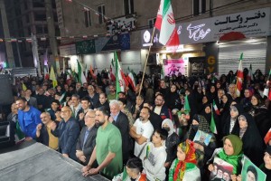  از سنگر خیابان تا میز مذاکرات اسلام&zwnj;آباد/ مردم، پشتوانه&zwnj; پولادین دیپلماسی عزت