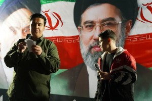 تجلی &laquo;بعثت مردمی&raquo; در چهل و سومین قرار ایستادگی؛ مردم، کابوس ابدی استکبار در عصر ایستادگی
