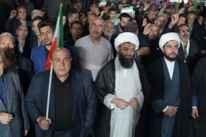 تجلی &laquo;بعثت مردمی&raquo; در چهل و سومین قرار ایستادگی؛ مردم، کابوس ابدی استکبار در عصر ایستادگی