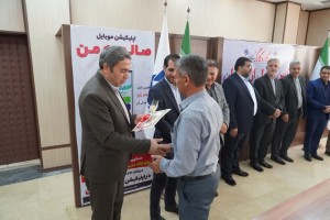 تجلیل از سفیران پاکیزگی و توسعه در شهر صالحیه با حضور عالی&zwnj;ترین مقام اجرایی شهرستان بهارستان