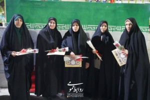پیوند &laquo;قلم&raquo; و &laquo;مقاومت&raquo; در شب بیداری؛ از تجلیل معلمان مجاهد تا لبیک به نایب امام زمان(عج) در جوار مسجد صاحب&zwnj;الزمان(عج)