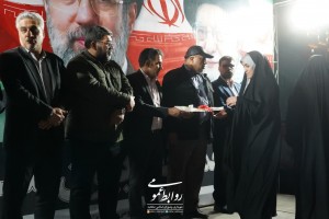 پیوند &laquo;قلم&raquo; و &laquo;مقاومت&raquo; در شب بیداری؛ از تجلیل معلمان مجاهد تا لبیک به نایب امام زمان(عج) در جوار مسجد صاحب&zwnj;الزمان(عج)