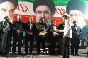 پیوند &laquo;قلم&raquo; و &laquo;مقاومت&raquo; در شب بیداری؛ از تجلیل معلمان مجاهد تا لبیک به نایب امام زمان(عج) در جوار مسجد صاحب&zwnj;الزمان(عج)
