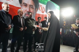 پیوند &laquo;قلم&raquo; و &laquo;مقاومت&raquo; در شب بیداری؛ از تجلیل معلمان مجاهد تا لبیک به نایب امام زمان(عج) در جوار مسجد صاحب&zwnj;الزمان(عج)
