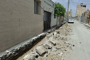 تداوم بهسازی کوچه &laquo;تیر یکم&raquo; با آغاز نوسازی جداول در ضلع جنوبی