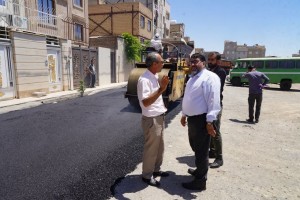  بازدید شهردار صالحیه از جبهه عمرانی کوچه حسینیه علی بن ابی طالب(ع)