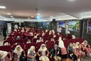 اردوی تفریحی و کارگاه آموزش ترافیک مدرسه دخترانه ابتکار نسیم شهر در مجموعه فرهنگی و هنری شهید صادق امامی