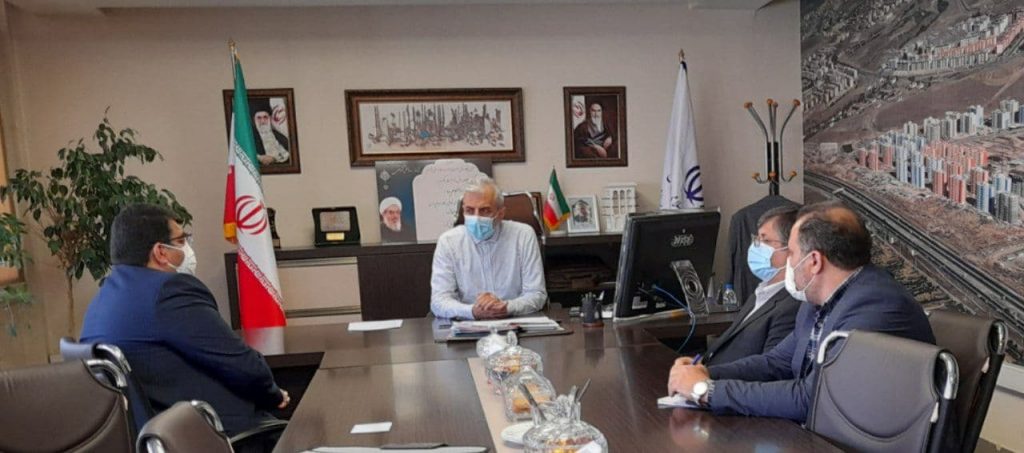 دیدار شهردار و رئیس شورای اسلامی شهر صالحیه با مدیرکل راه و شهرسازی استان تهران