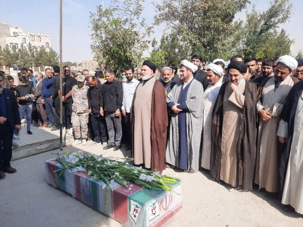 مراسم تشییع و خاکسپاری پیکر پاک شهید مدافع امنیت «امیر کمندی»
