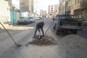 تسطیح و زیرسازی نوار حفاری خیابان شهید غلامی