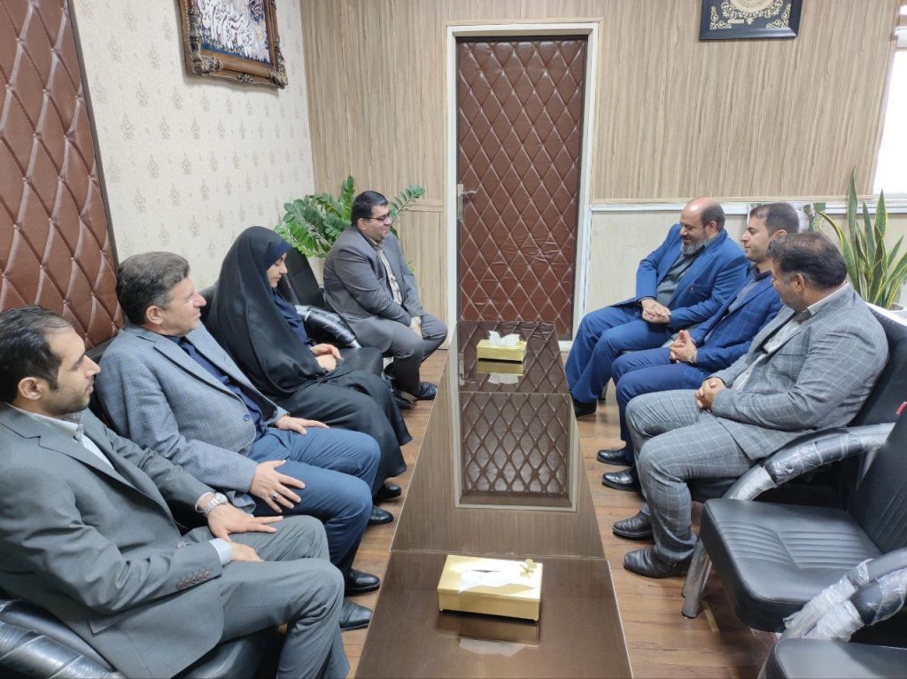 دیدار مدیریت شهری صالحیه با رئیس دادگستری شهرستان بهارستان